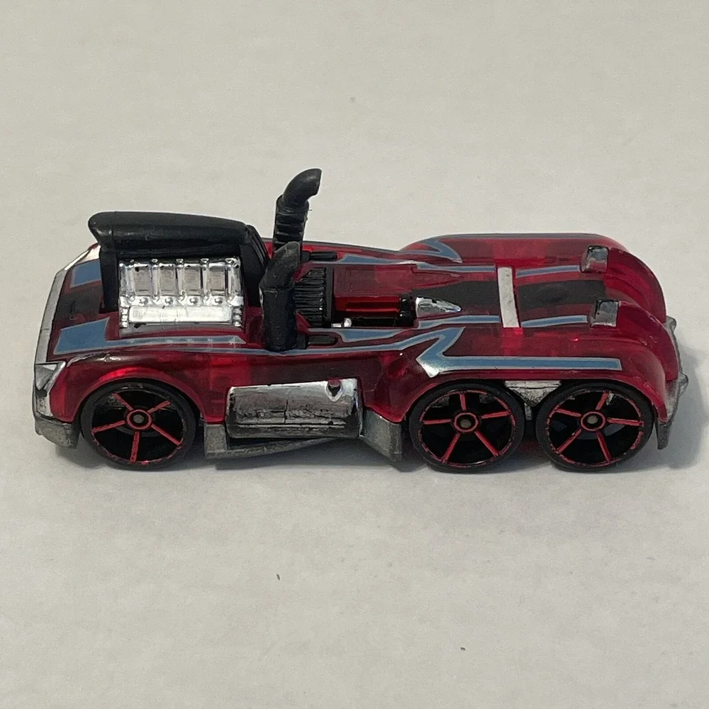 HOT‎ WHEELS 2012 CODE CARS #16/22 SEMI-PSYCHO RED Loose